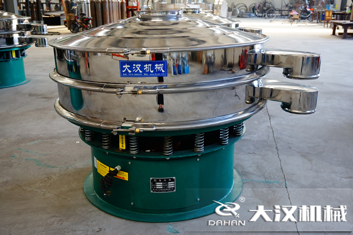 磨料振動篩也是旋振篩，其根據不同的物料可以成為不同的產品有不同的產品名稱，為了方便用戶的分辨與查找。