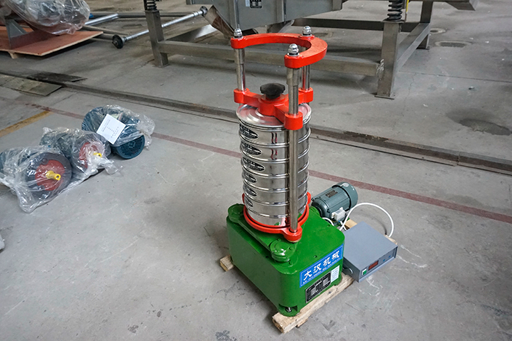 實驗室小型振動篩分設(shè)備 —頂擊篩圖片